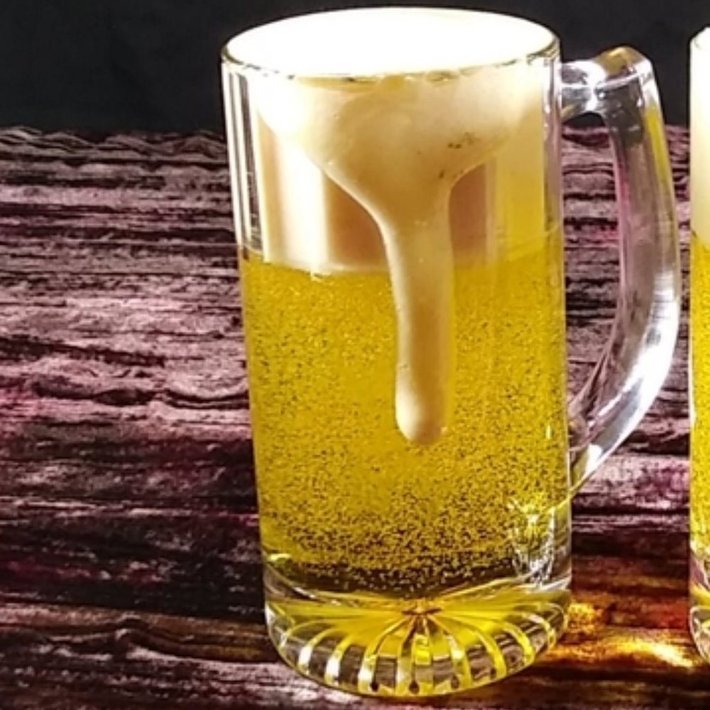 Everlasting Beer Mug Joke Display Novelty Fake